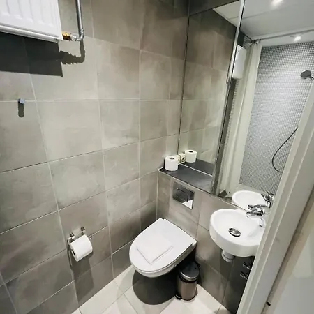 With Double Bed And Kitchen *