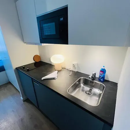 公寓 With Double Bed And Kitchen
